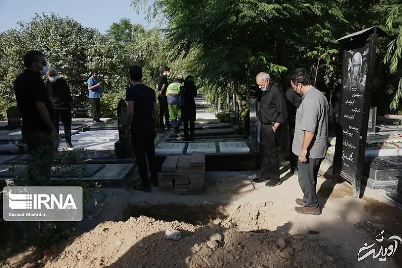 مراسم تشییع پیکر خبرنگارهای ایسنا و ایرنا آغاز شد